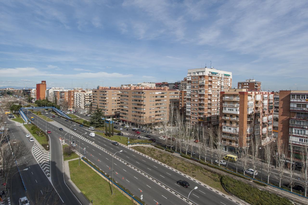 Plaza De Castilla II Apartment Madrid Exterior photo